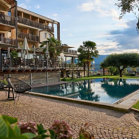 Das Panorama Designhotel Caldaro Exteriör bild