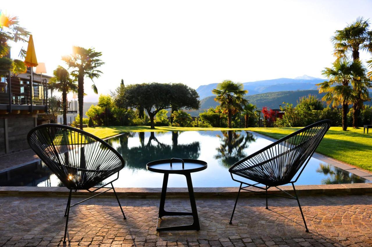 Das Panorama Designhotel Caldaro Exteriör bild